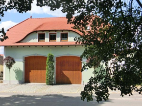Modern apartment in Bavaria with garden